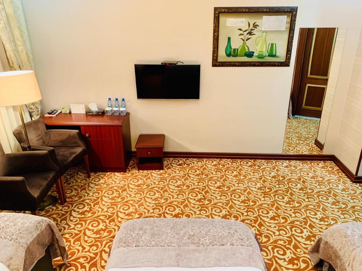 Hotel Clover Formula 1 View 4*