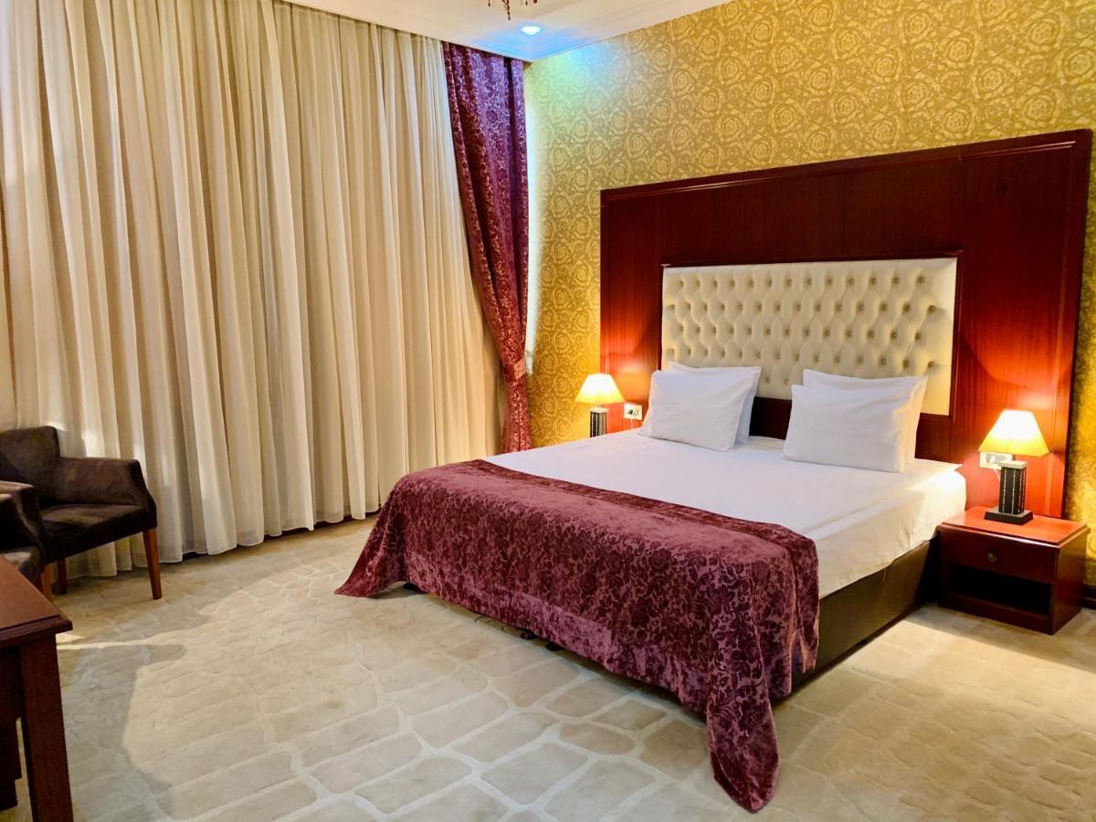 Hotel Clover Formula 1 View Baku