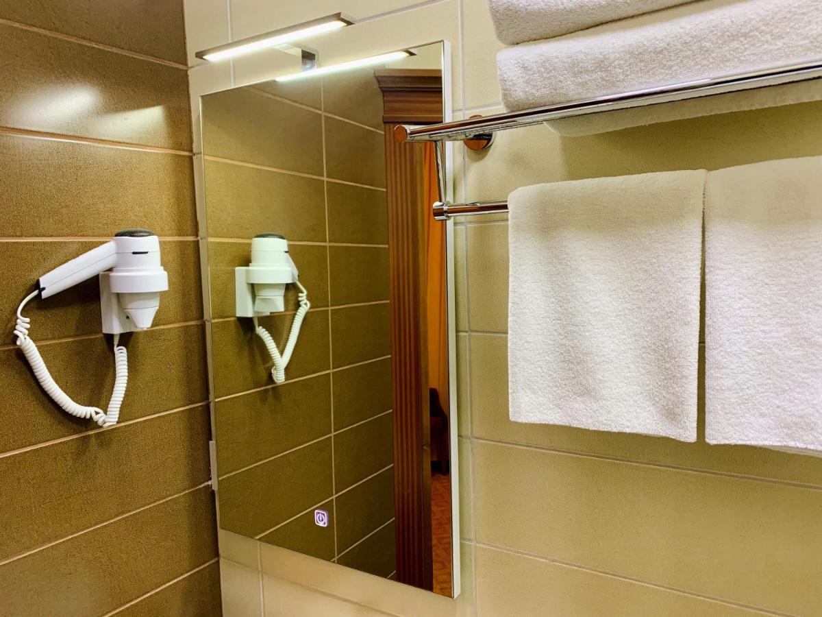 Hotel Clover Formula 1 View 4*